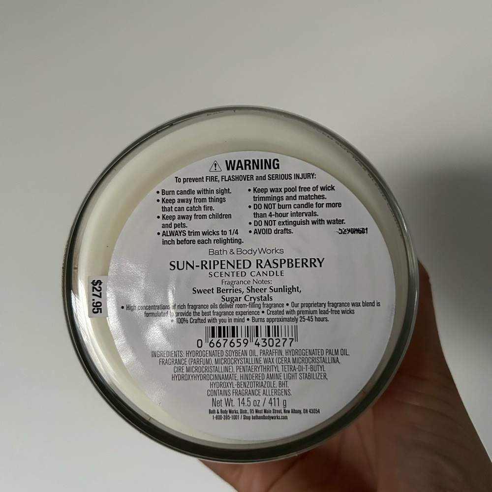 Bath And Body Works 2025 Candle Day Candle Sun Ripen Raspberry - Picture 3 of 3